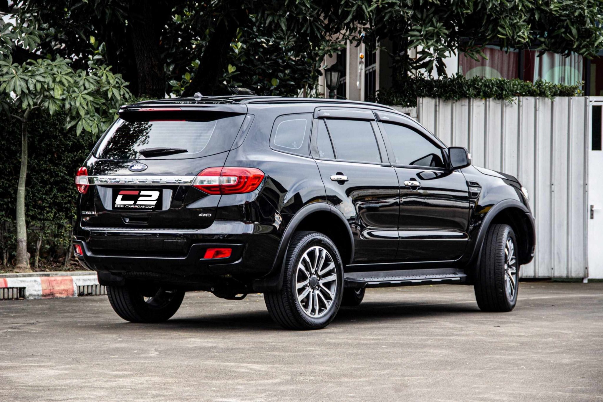 2019 FORD EVEREST 2.0 BI-TURBO 4WD TITANIUM PLUS