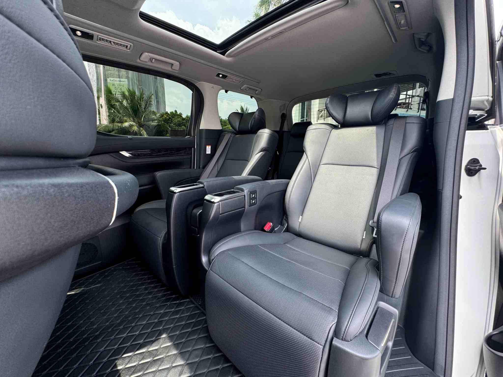 2021 Toyota Alphard 2.5 SC Package