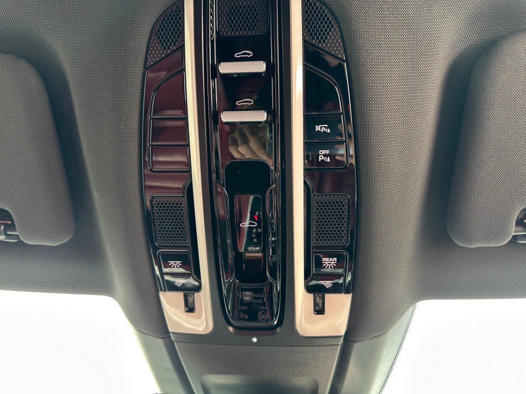 2021 Porsche Panamera 4 e-Hybrid