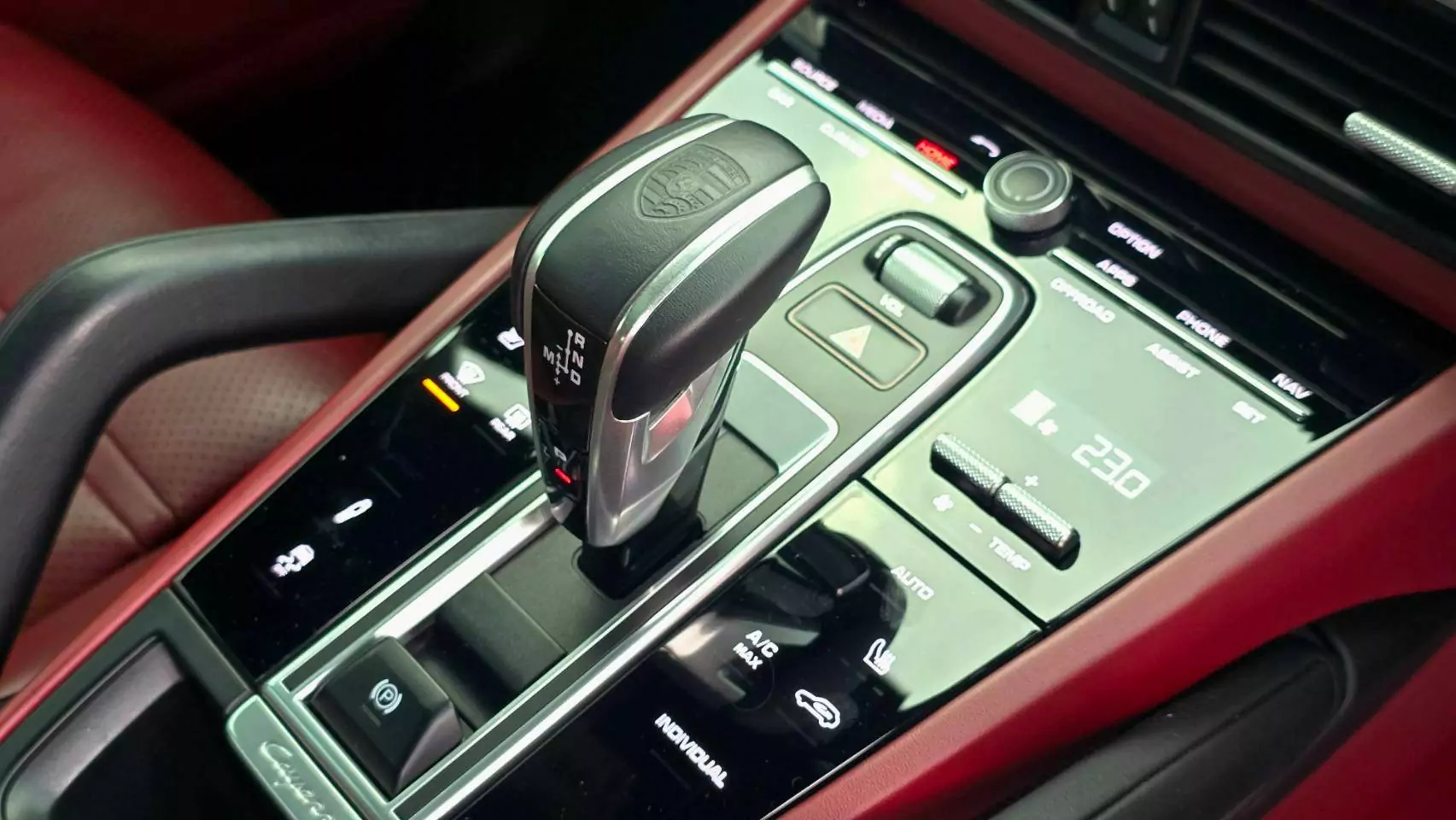 2020 Porsche Cayenne e-hybrid
