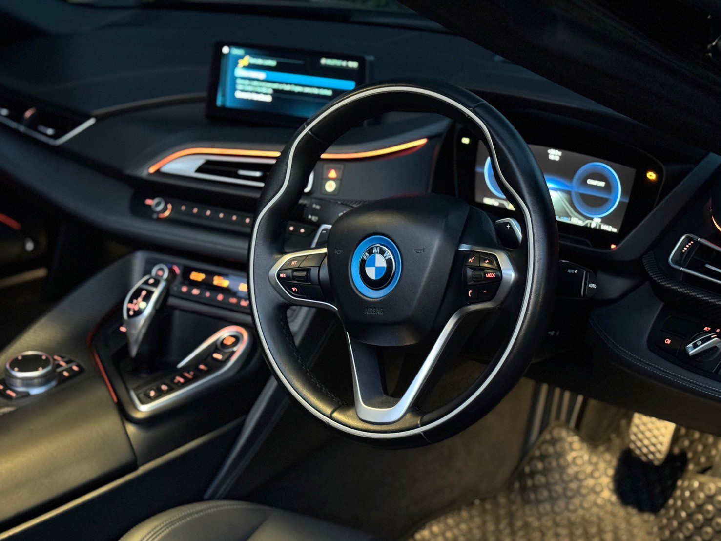 2021 BMW i8 Roadster