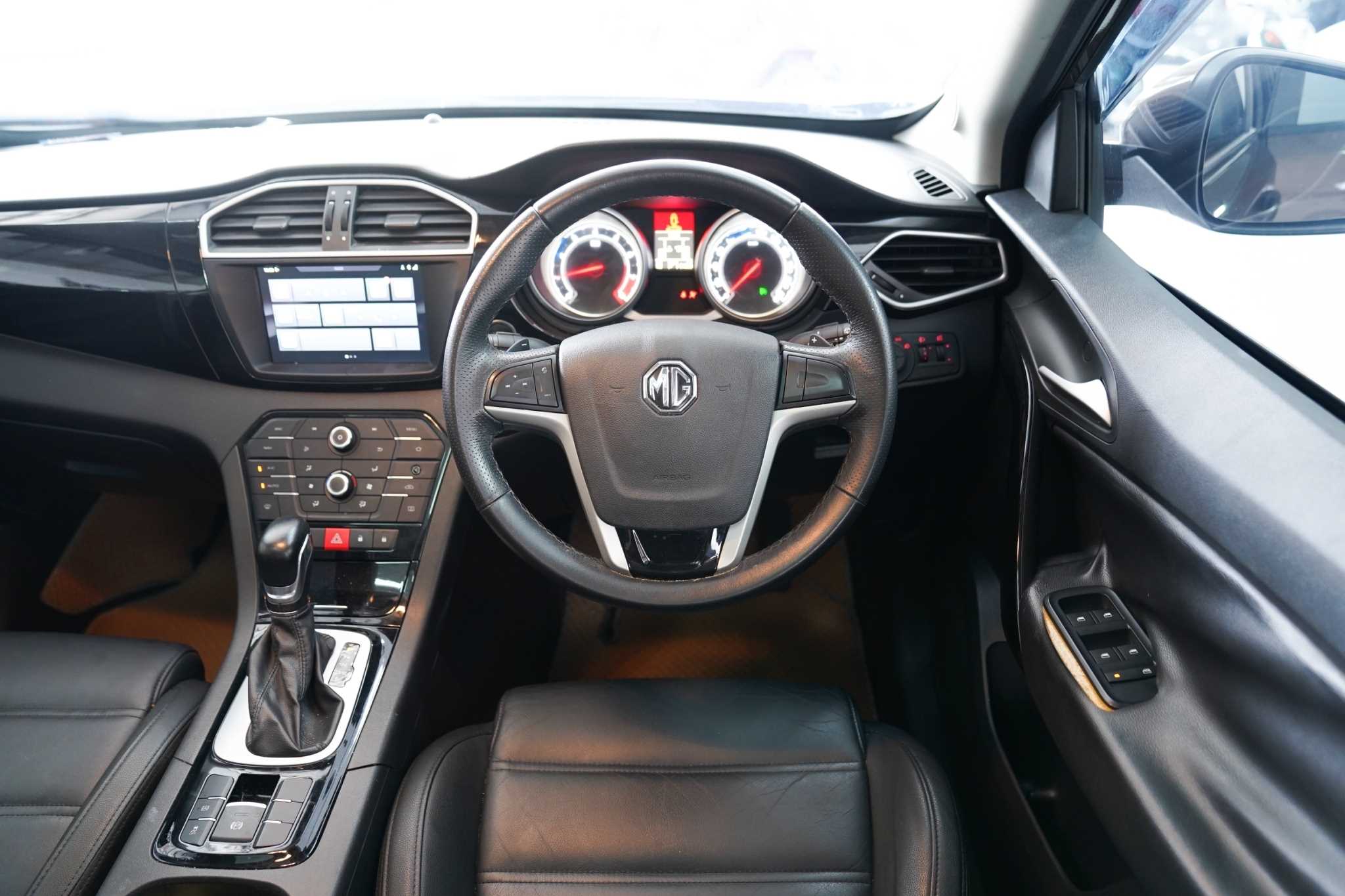 2017 MG GS 1.5 X AT