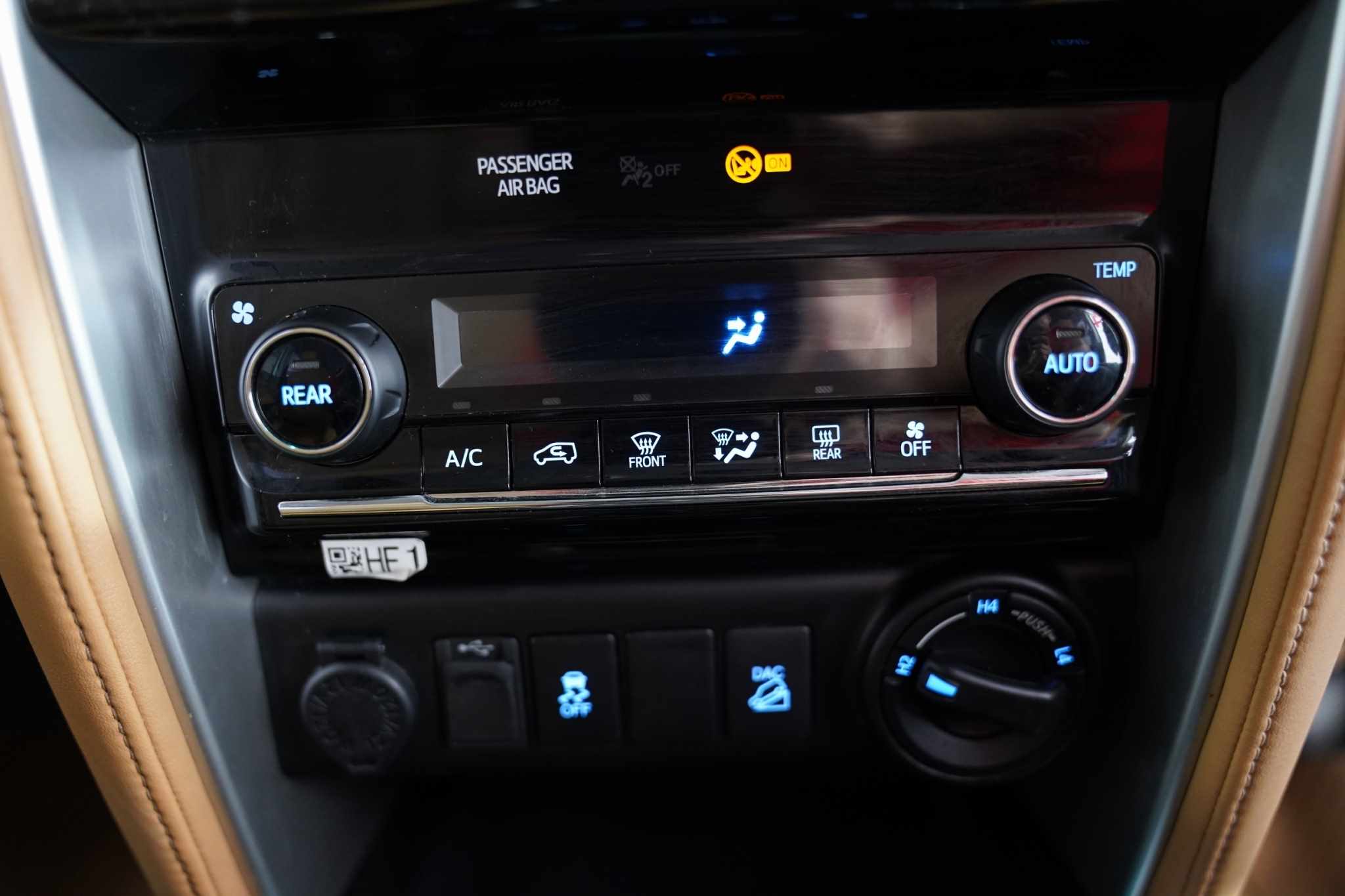 2015 TOYOTA FORTUNER 2.8 V AT/4WD
