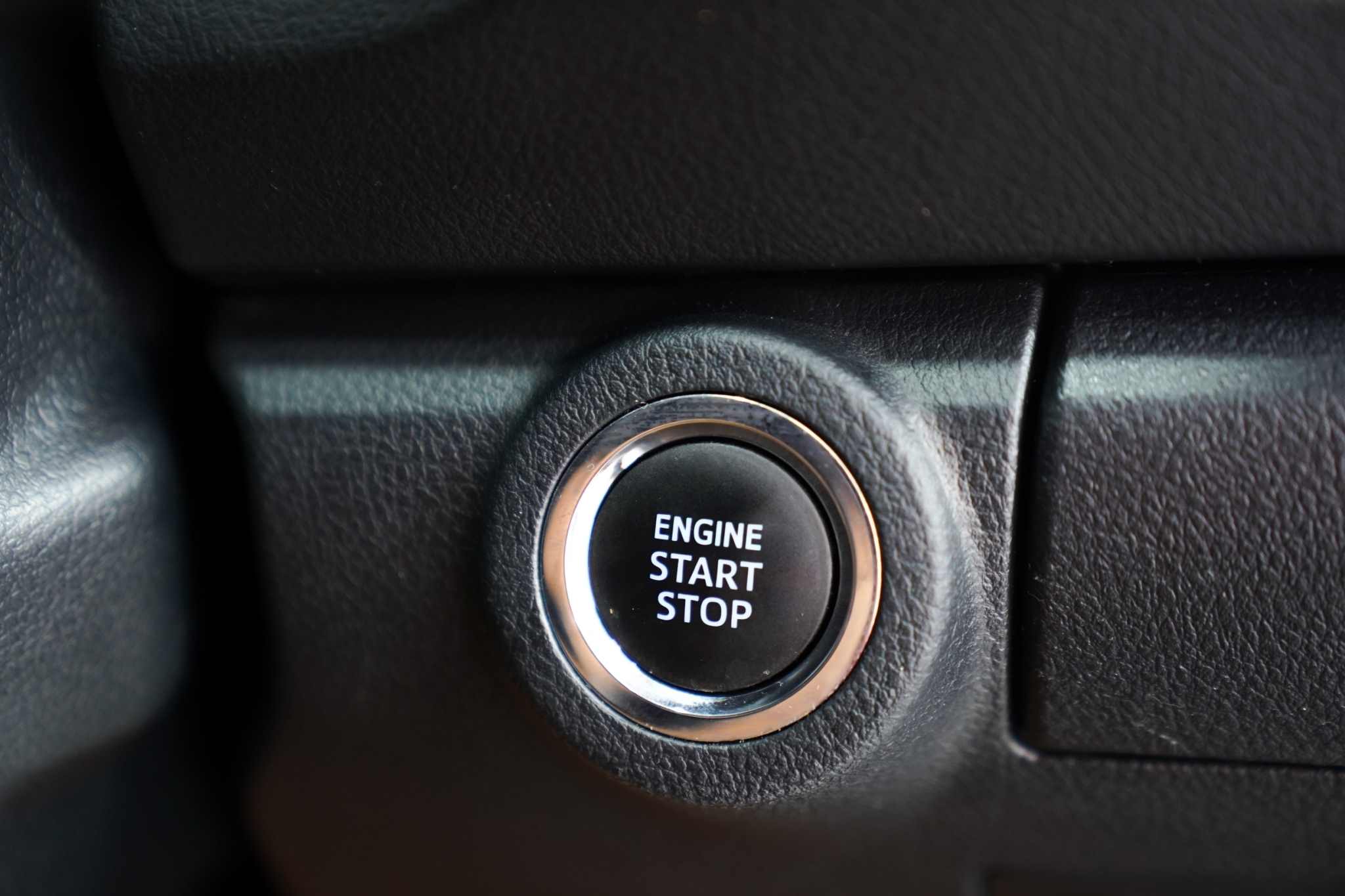 2015 TOYOTA FORTUNER 2.8 V AT/4WD