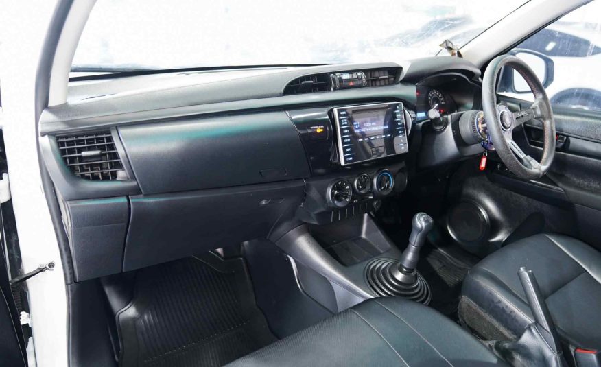 2018 TOYOTA REVO 2.4 J MT