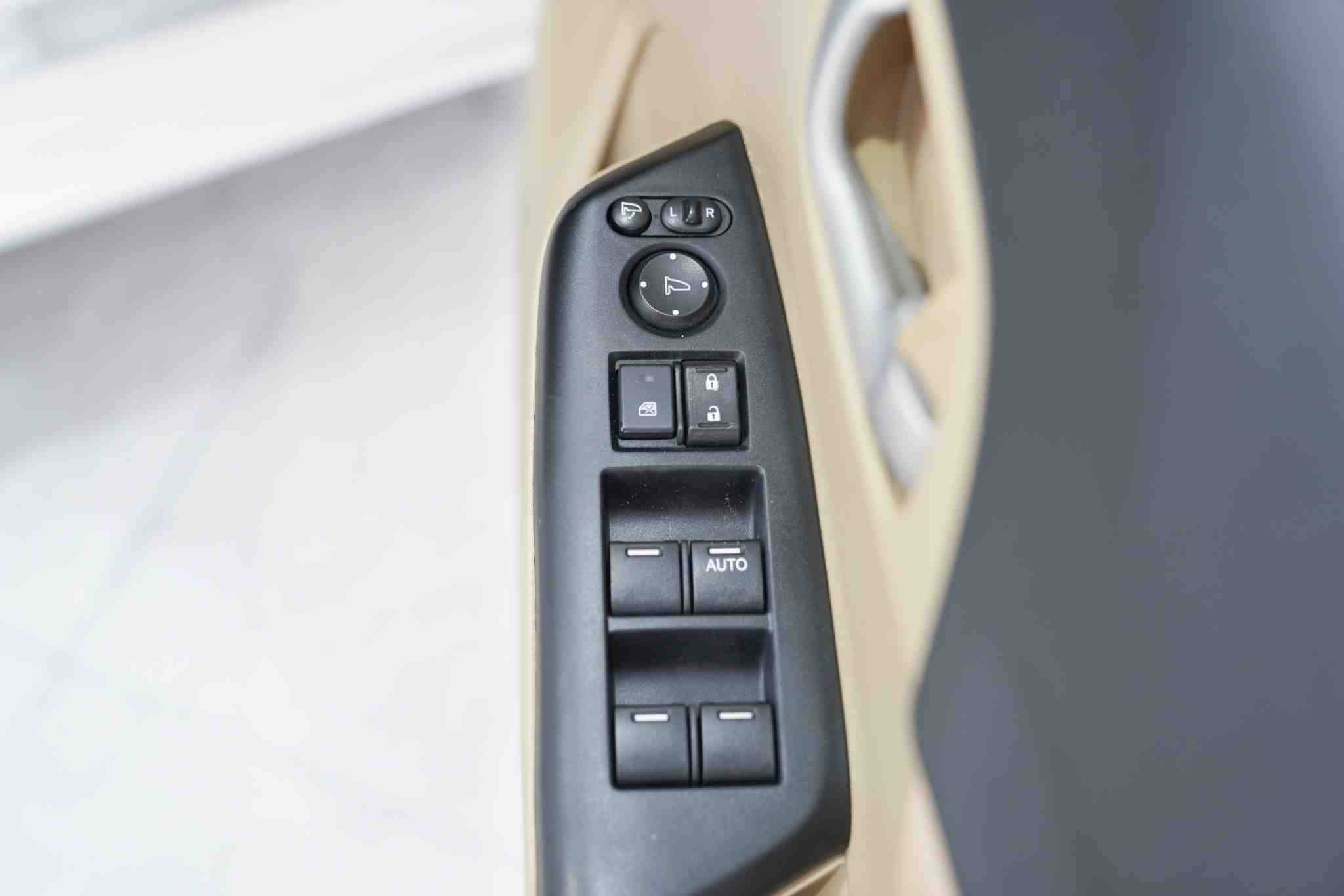 2012 HONDA CIVIC 1.8 S AT