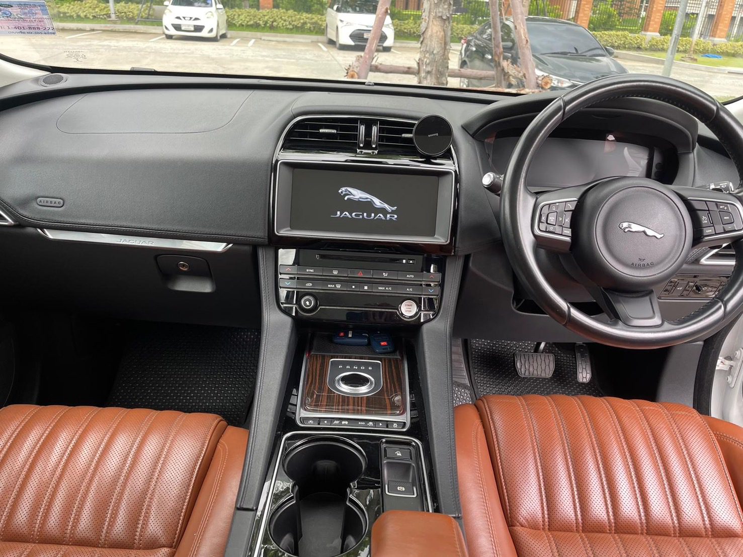 2017 Jaguar f-pace Portfolio 4WD