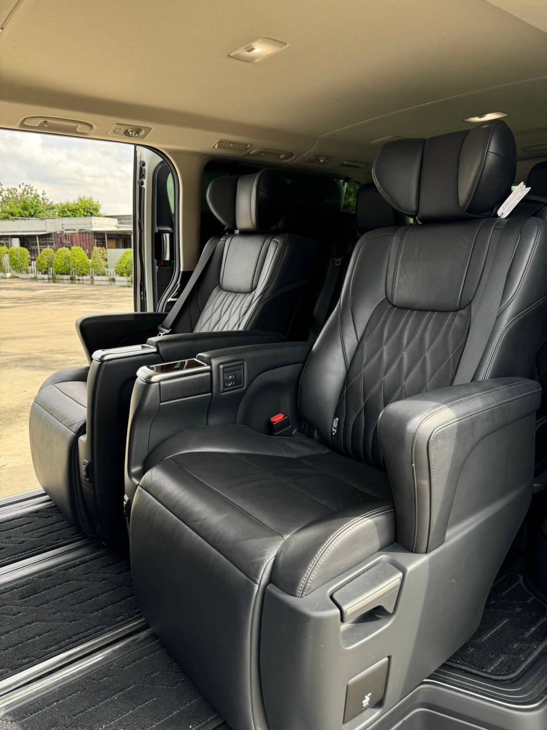 2020 Toyota Majesty 2.8 Premium