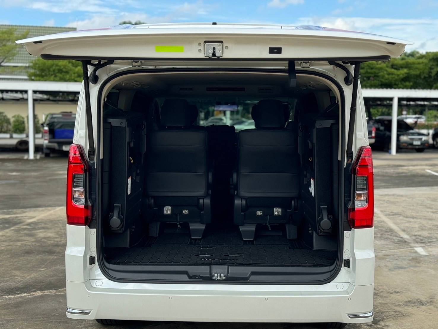 2020 Toyota Majesty 2.8 Premium