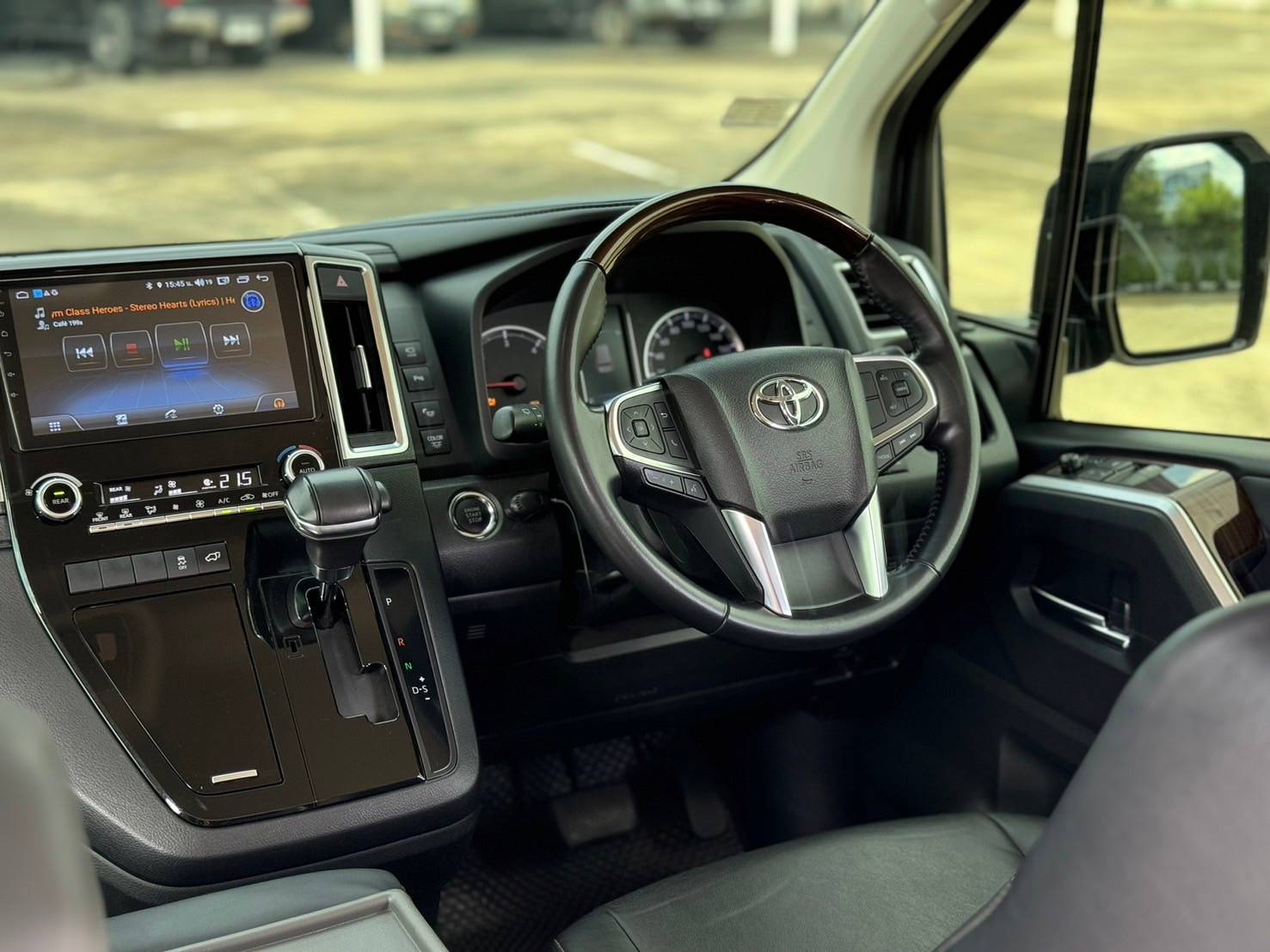2020 Toyota Majesty 2.8 Premium