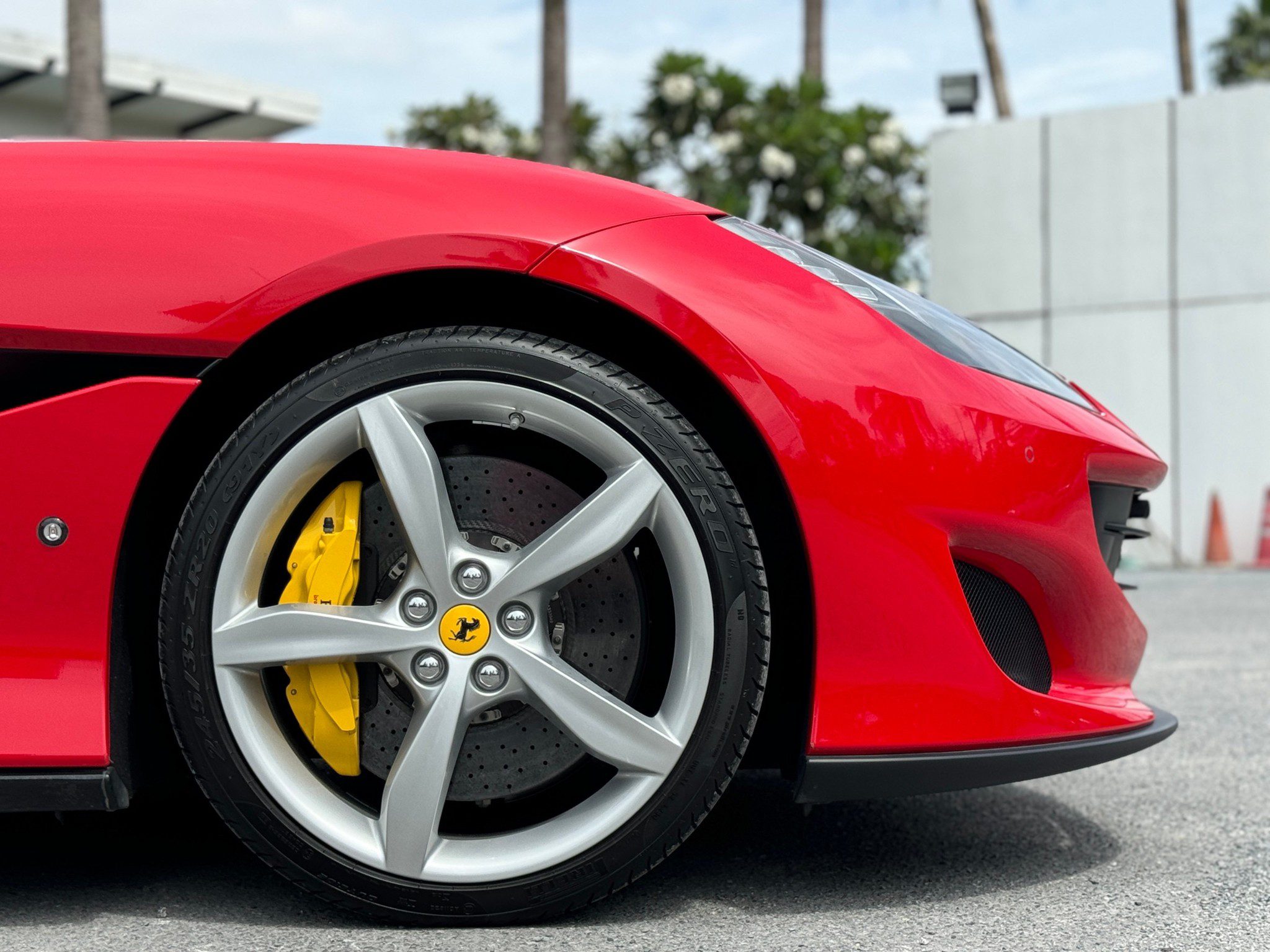 2019 Ferrari Portofino Rosso Corsa Metallic