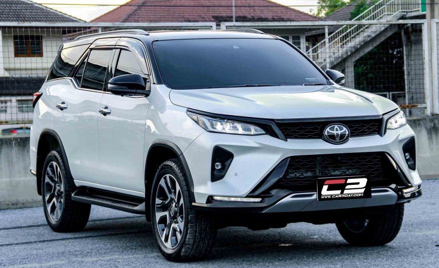 2022 TOYOTA FORTUNER 2.8 LEGENDER BLACK TOP