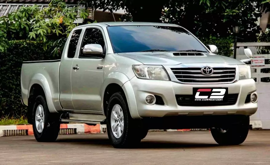 2013 TOYOTA HILUX VIGO CHAMP