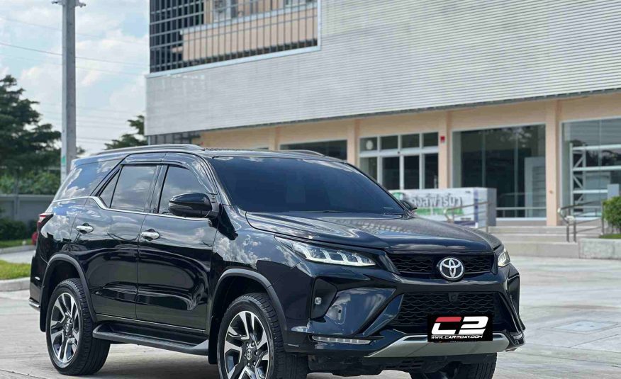 2021 TOYOTA FORTUNER Legender Auto 2.4 V