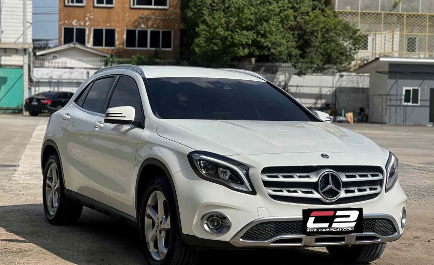 2019 Mercedes-Benz GLA200 1.6 Urban Facelift (W156)