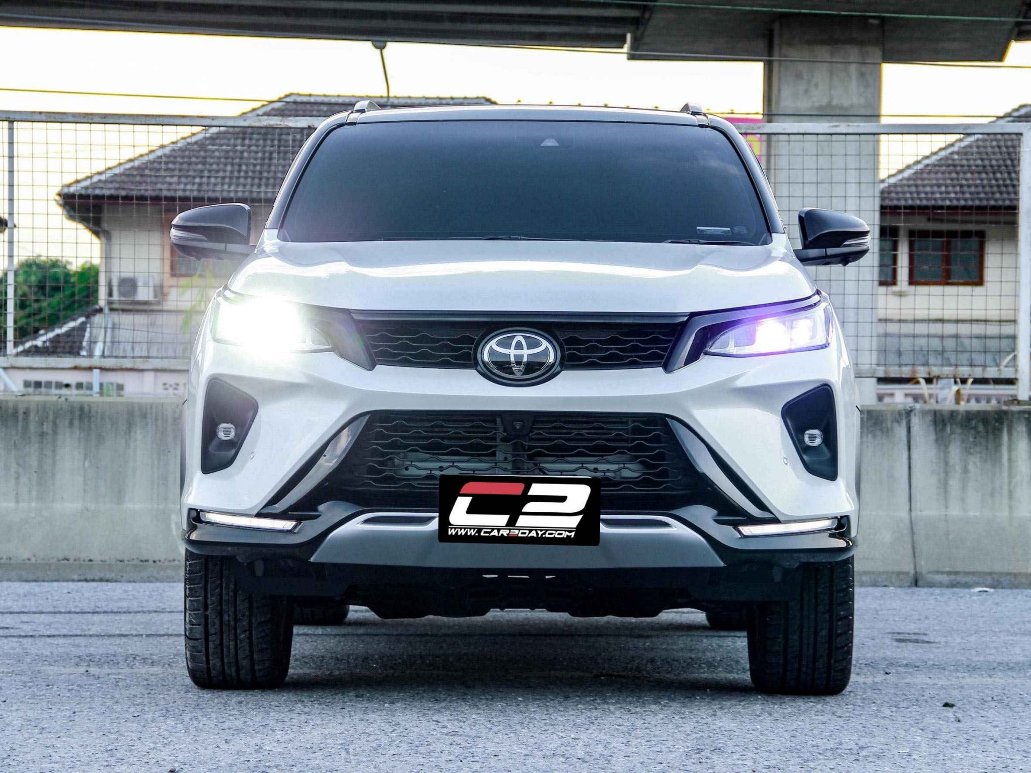 2022 TOYOTA FORTUNER 2.8 LEGENDER BLACK TOP