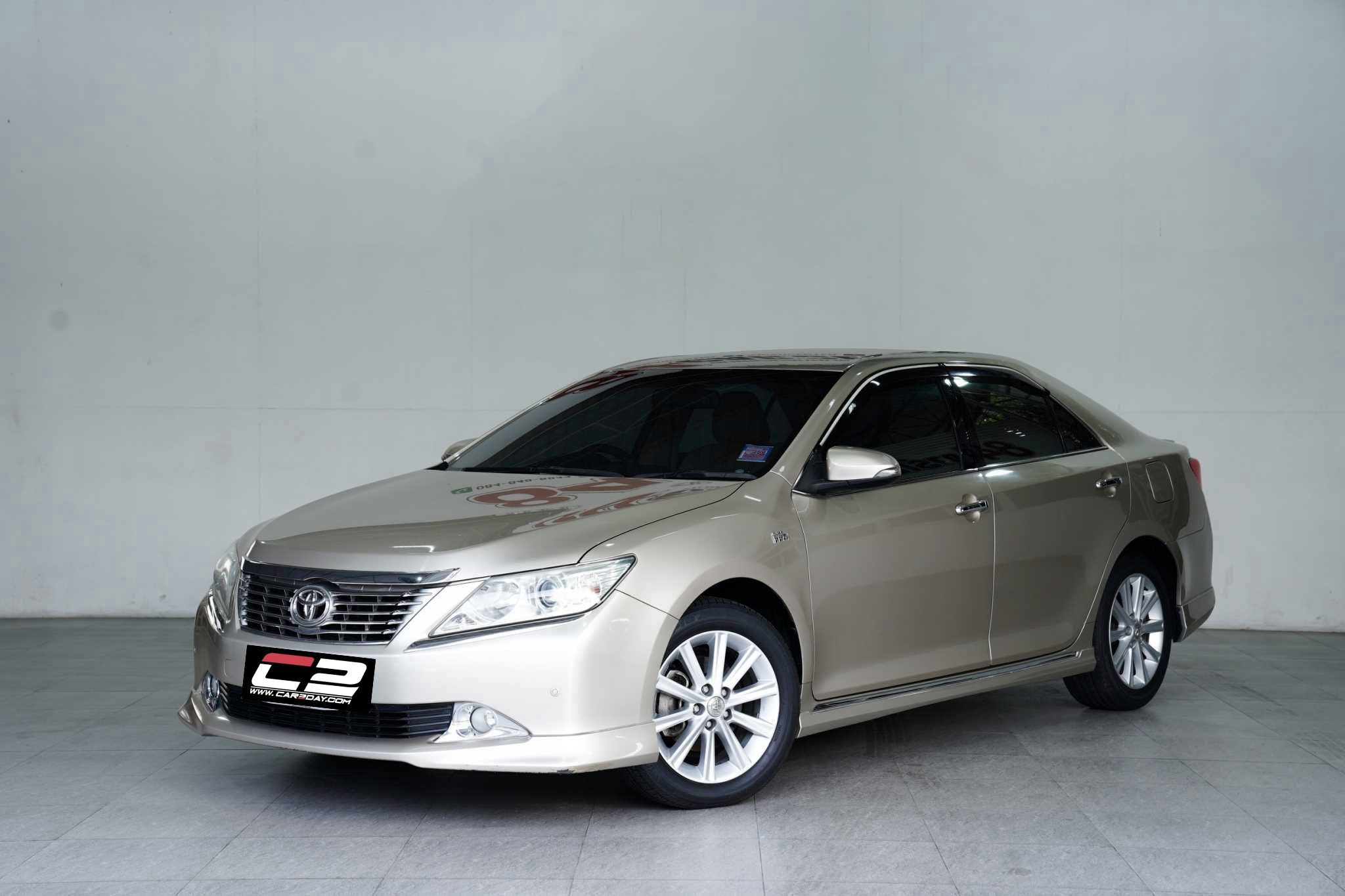 2014 TOYOTA CAMRY 2.5 G AT