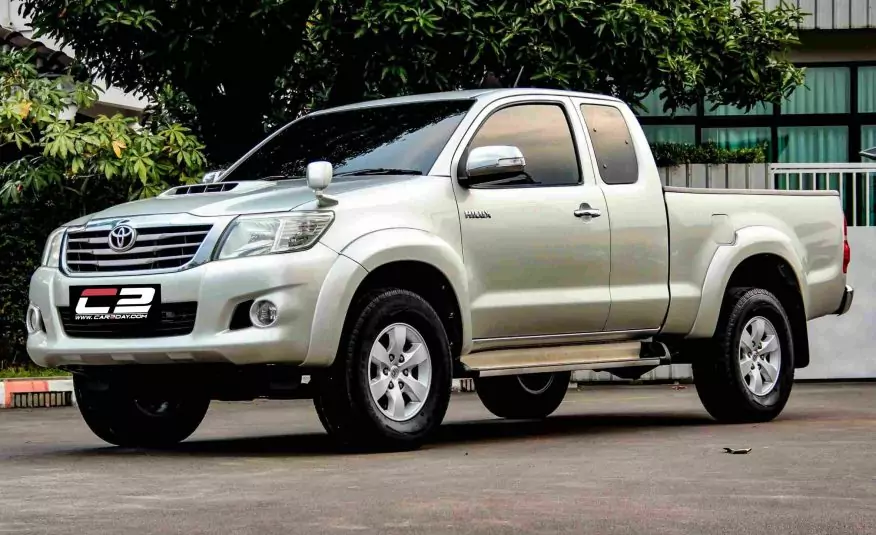 2013 TOYOTA HILUX VIGO CHAMP