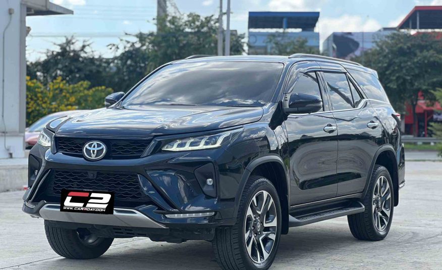 2021 TOYOTA FORTUNER Legender Auto 2.4 V