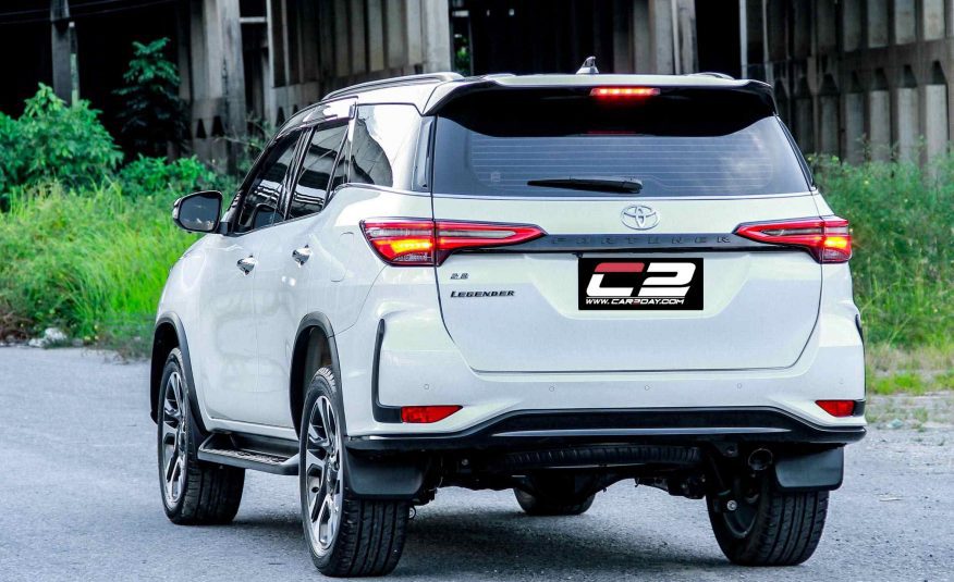 2022 TOYOTA FORTUNER 2.8 LEGENDER BLACK TOP