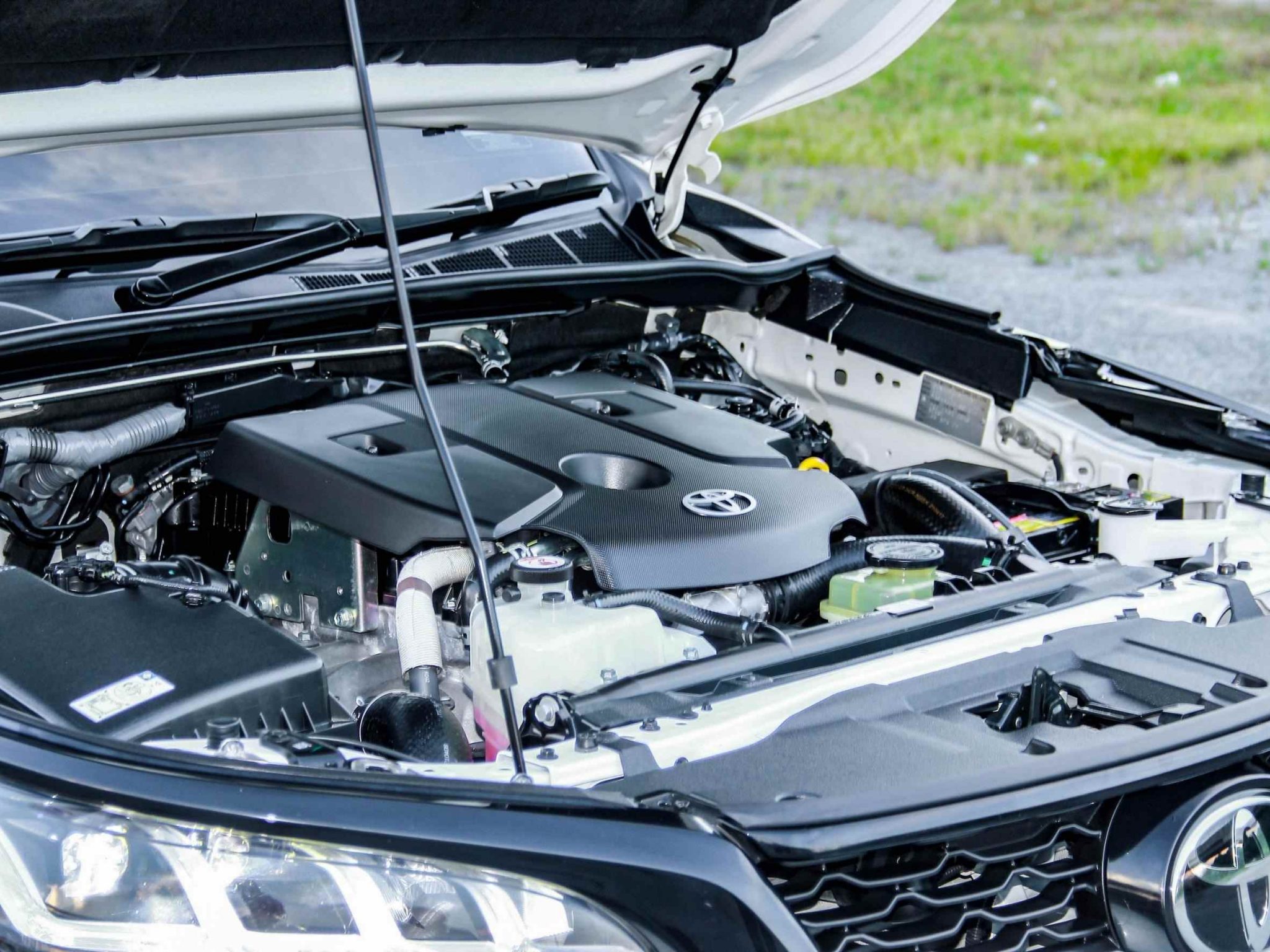 2022 TOYOTA FORTUNER 2.8 LEGENDER BLACK TOP