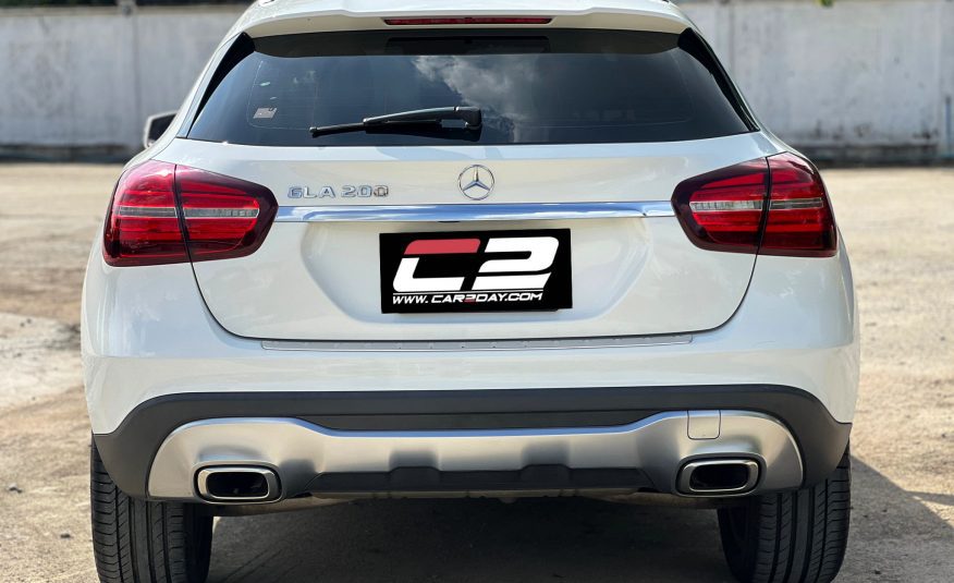 2019 Mercedes-Benz GLA200 1.6 Urban Facelift (W156)