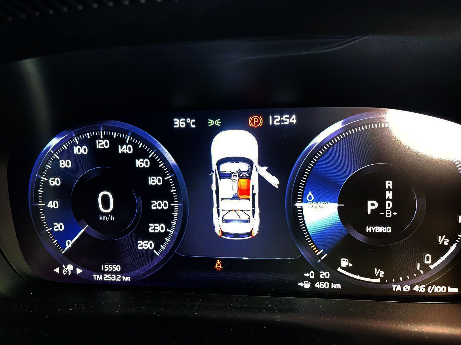 2023 Volvo XC40 Recharge T5 R-Design