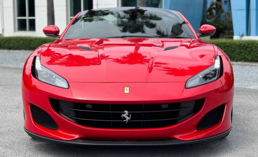 2019 Ferrari Portofino Rosso Corsa Metallic