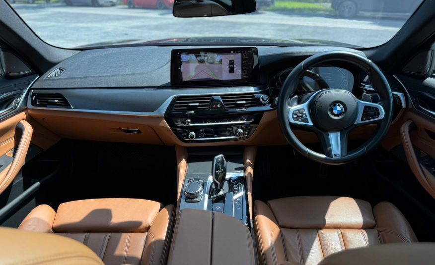 2021 BMW 530e M Sport LCI