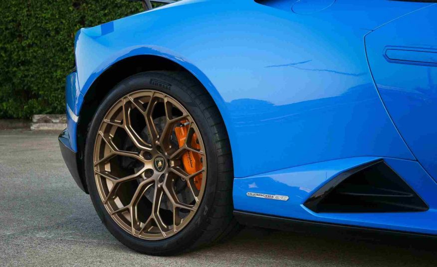 2020 Lamborghini Huracan Evo AWD