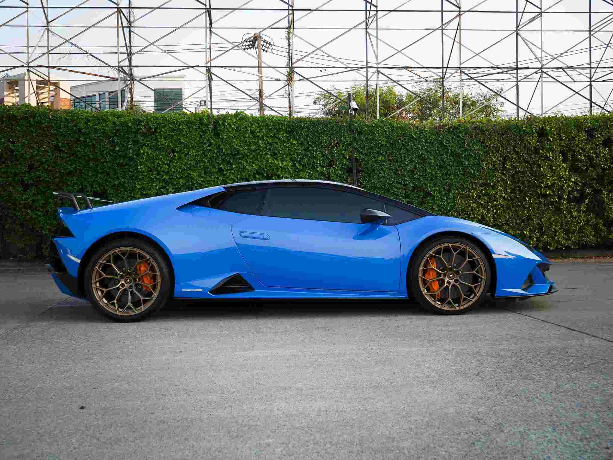2020 Lamborghini Huracan Evo AWD