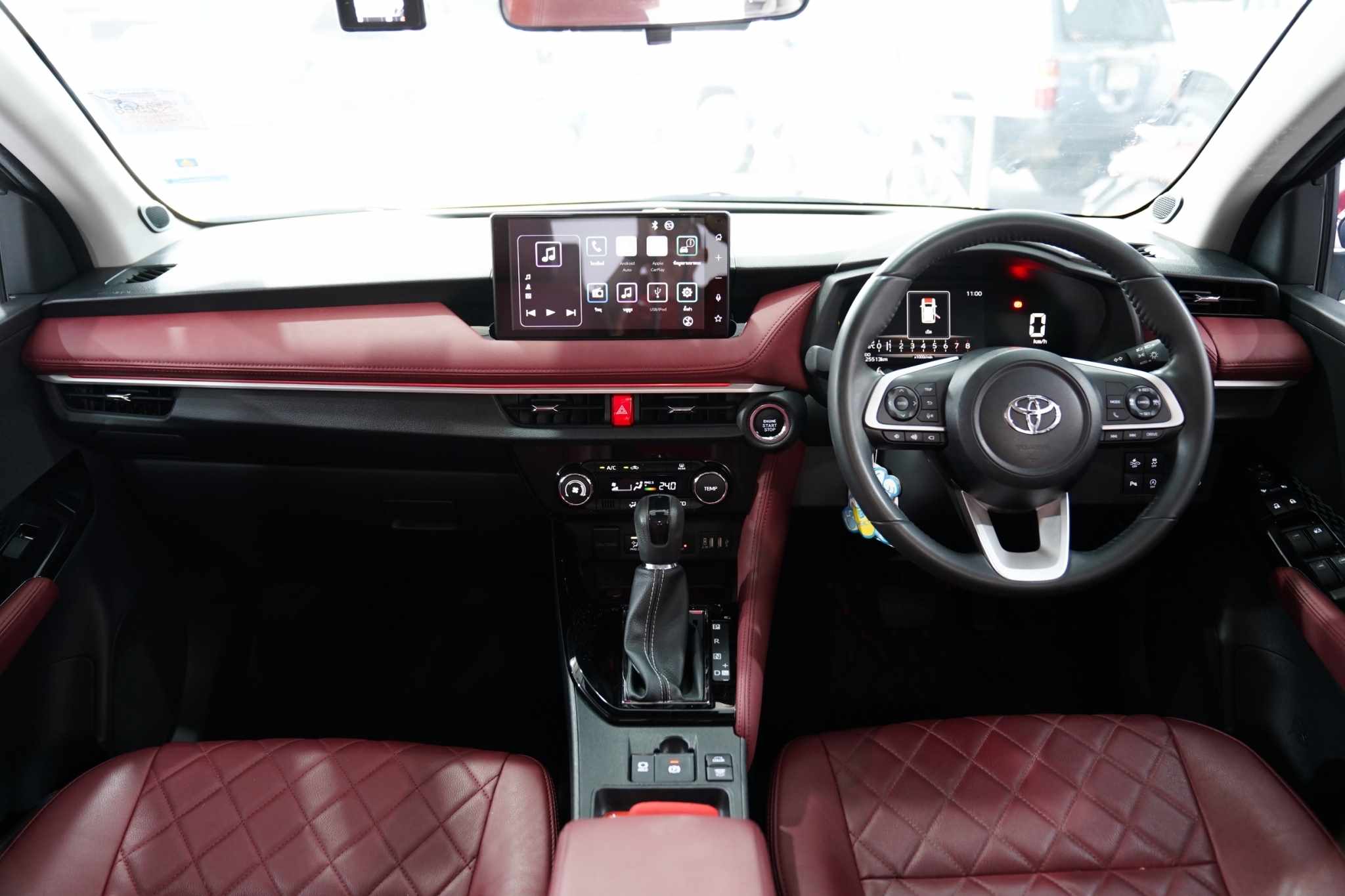 2023 TOYOTA YARIS ATIV 1.2 Premium Luxury AT
