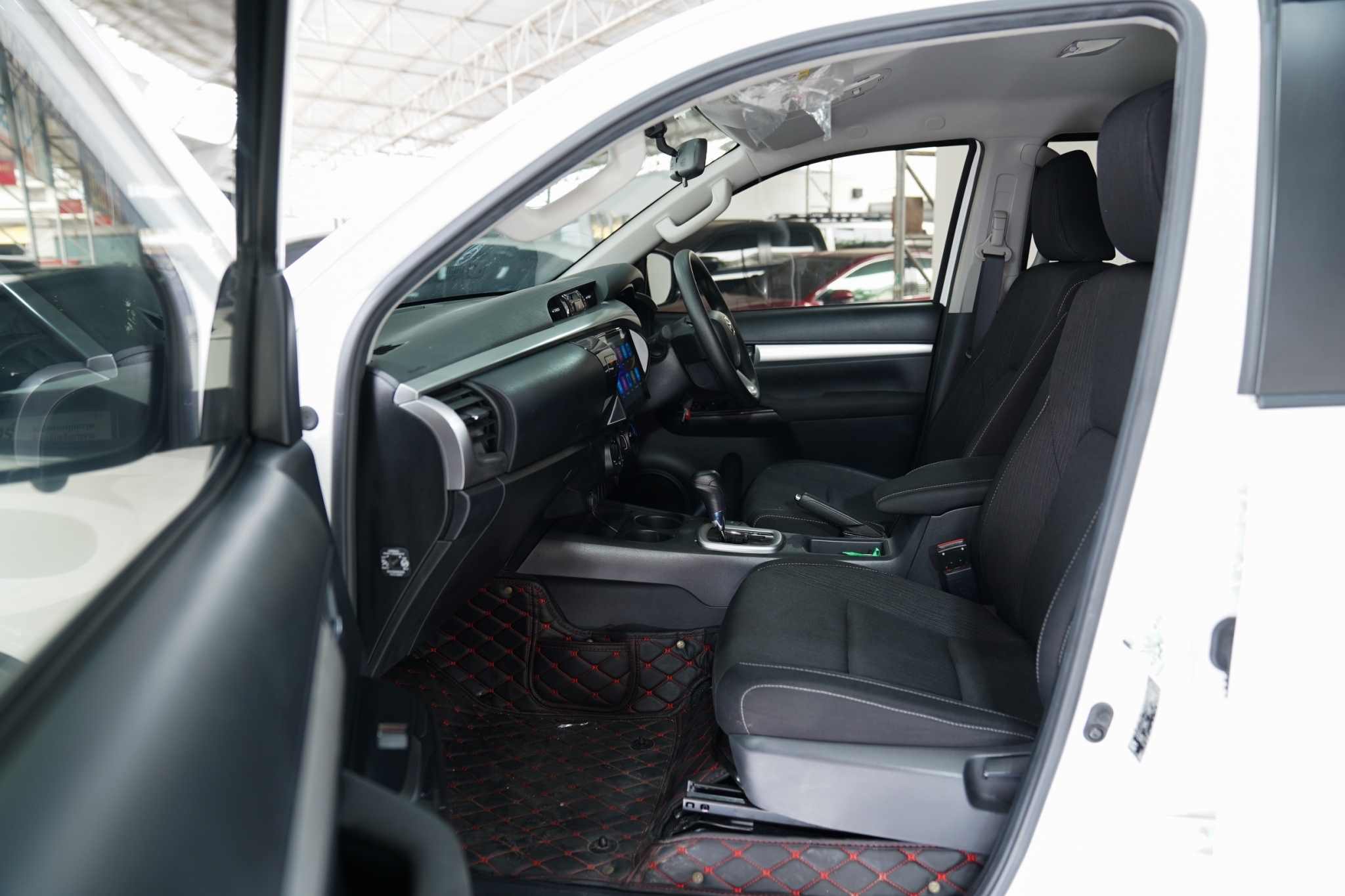 2023 TOYOTA REVO Double Cab
