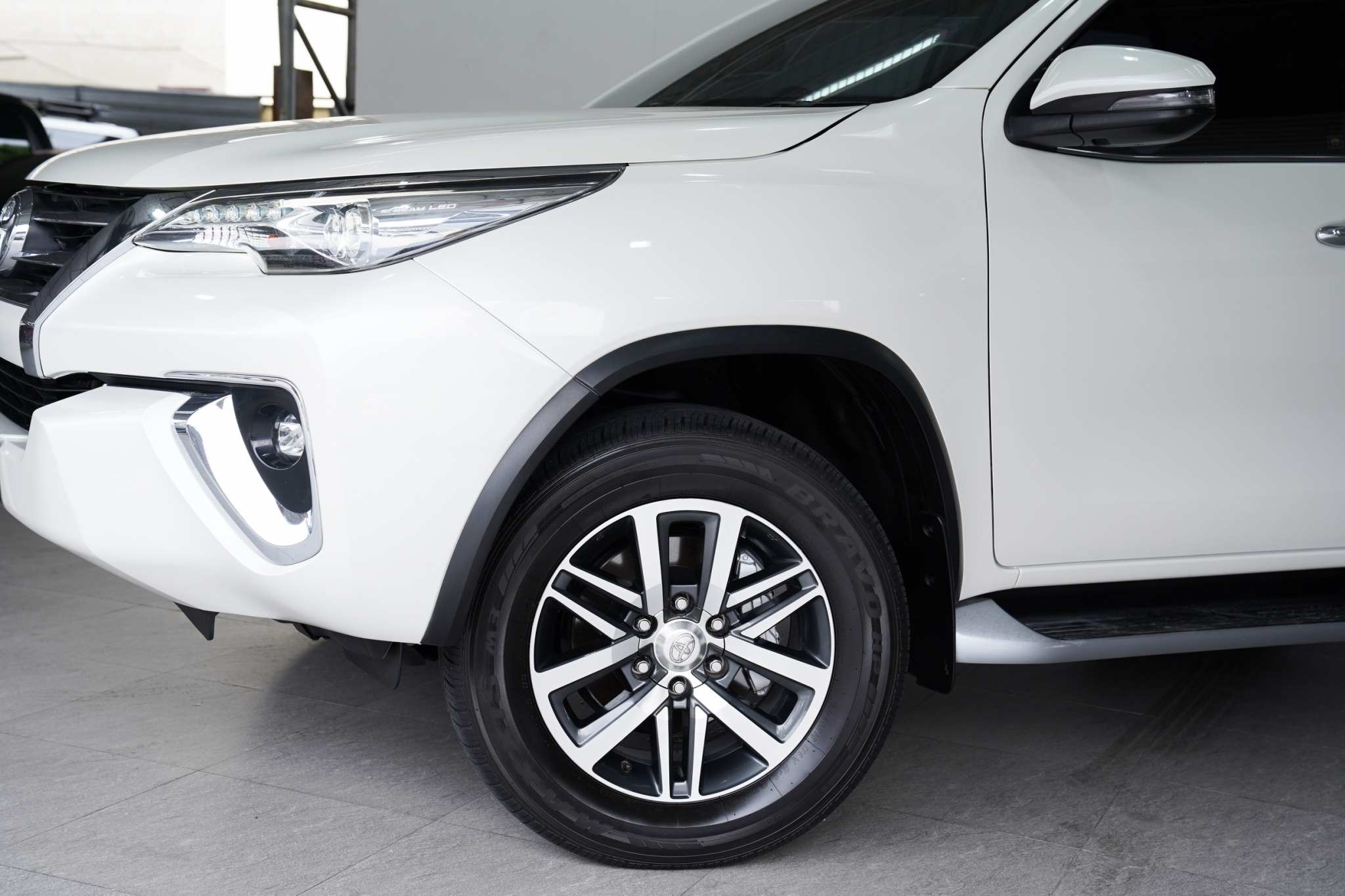 2019 TOYOTA #FORTUNER 2.8 V 4WD SIGMA4 AT
