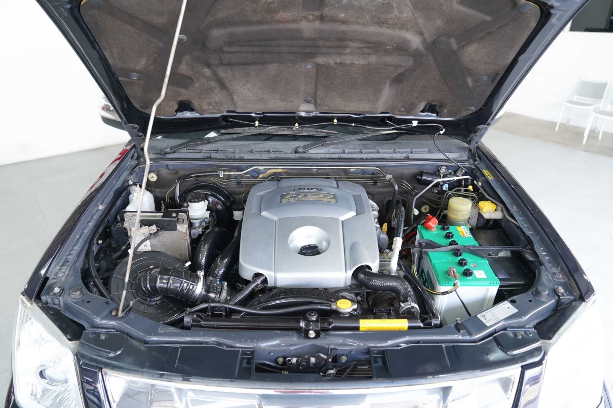 2010 ISUZU DMAX 2.5 HI-LANDER MT