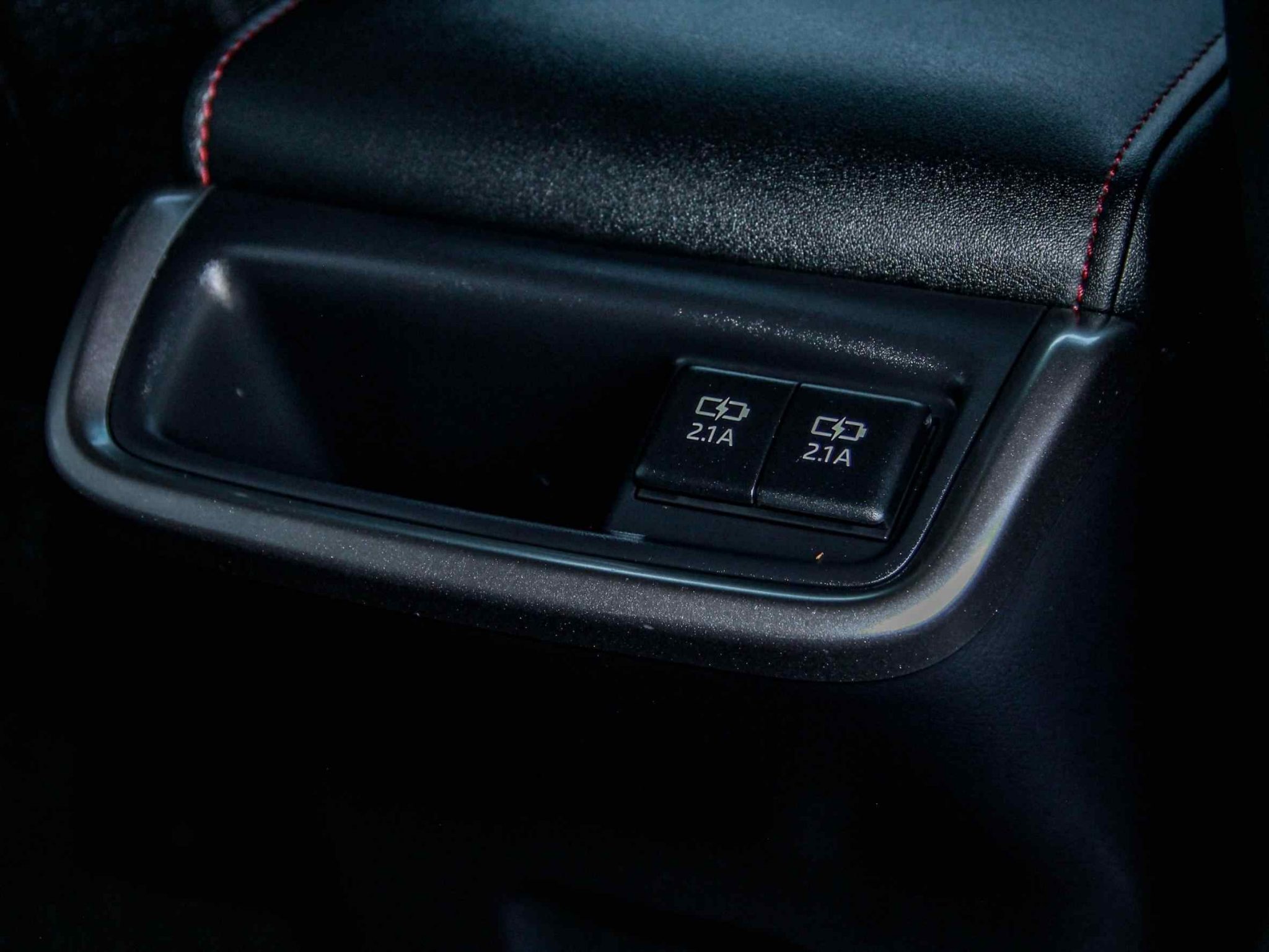 2022 TOYOTA FORTUNER 2.8 LEGENDER BLACK TOP