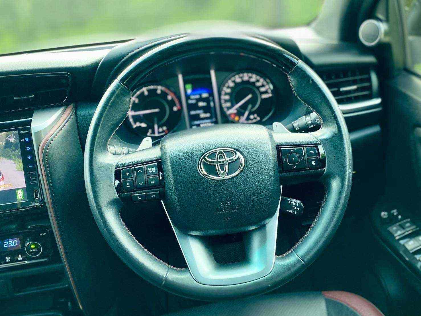 2020 TOYOTA FORTUNER 2.4V REGENDER