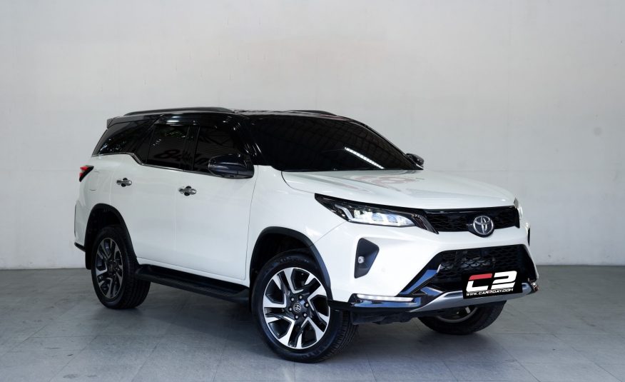 2022 TOYOTA FORTUNER 2.4 Legender AT