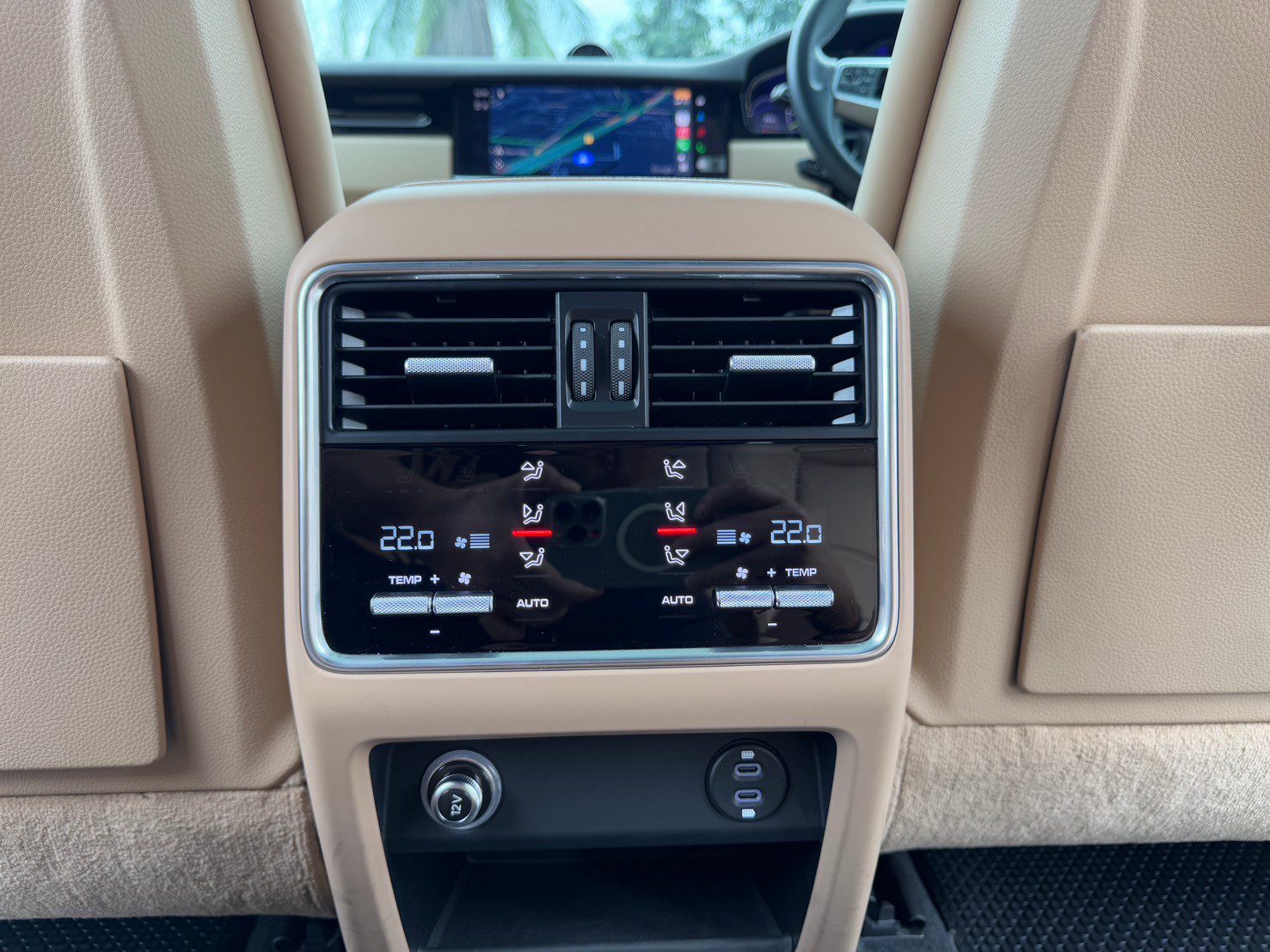 2022 Porsche Cayenne e-hybrid Coupe