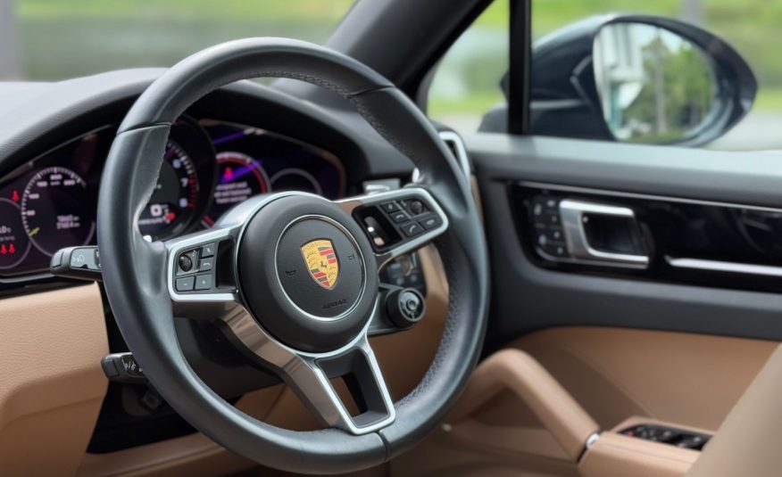 2022 Porsche Cayenne e-hybrid Coupe