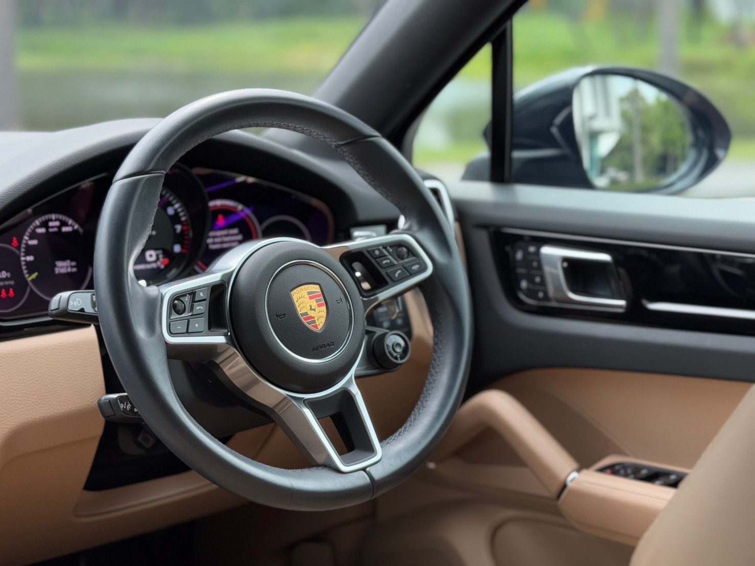 2022 Porsche Cayenne e-hybrid Coupe