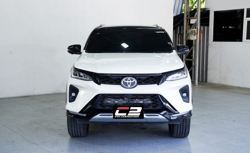 2022 TOYOTA FORTUNER 2.4 Legender AT