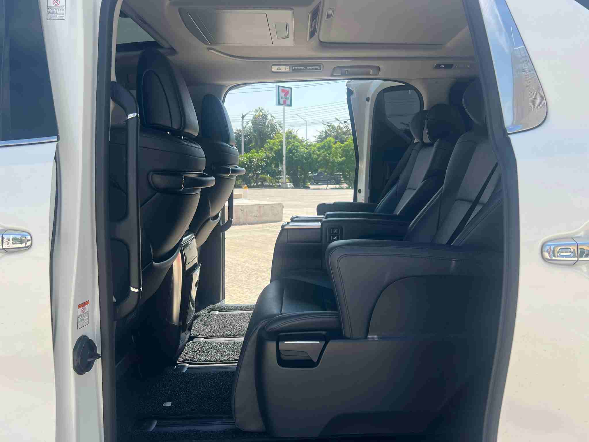 2022 Toyota Alphard 2.5 SC Package