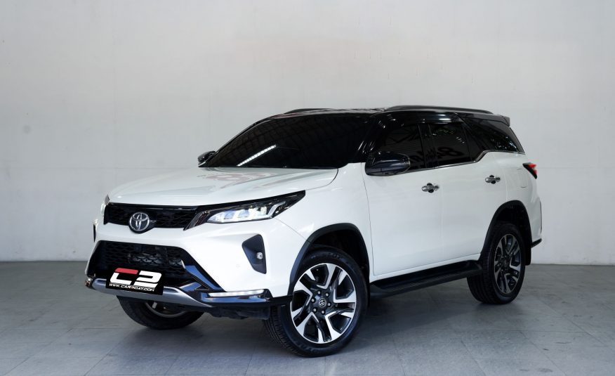 2022 TOYOTA FORTUNER 2.4 Legender AT