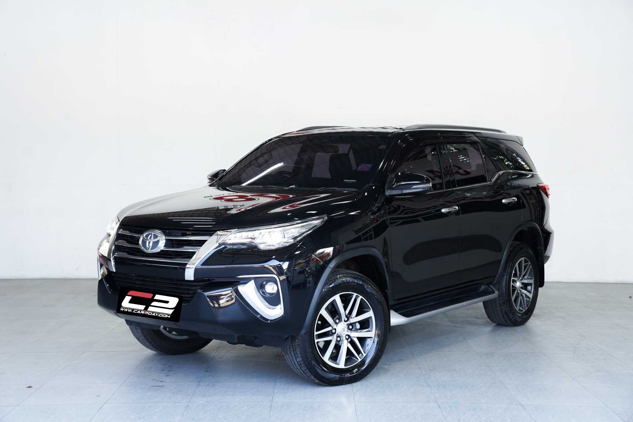 2019 TOYOTA FORTUNER 2.4 SIGMA 4WD AT