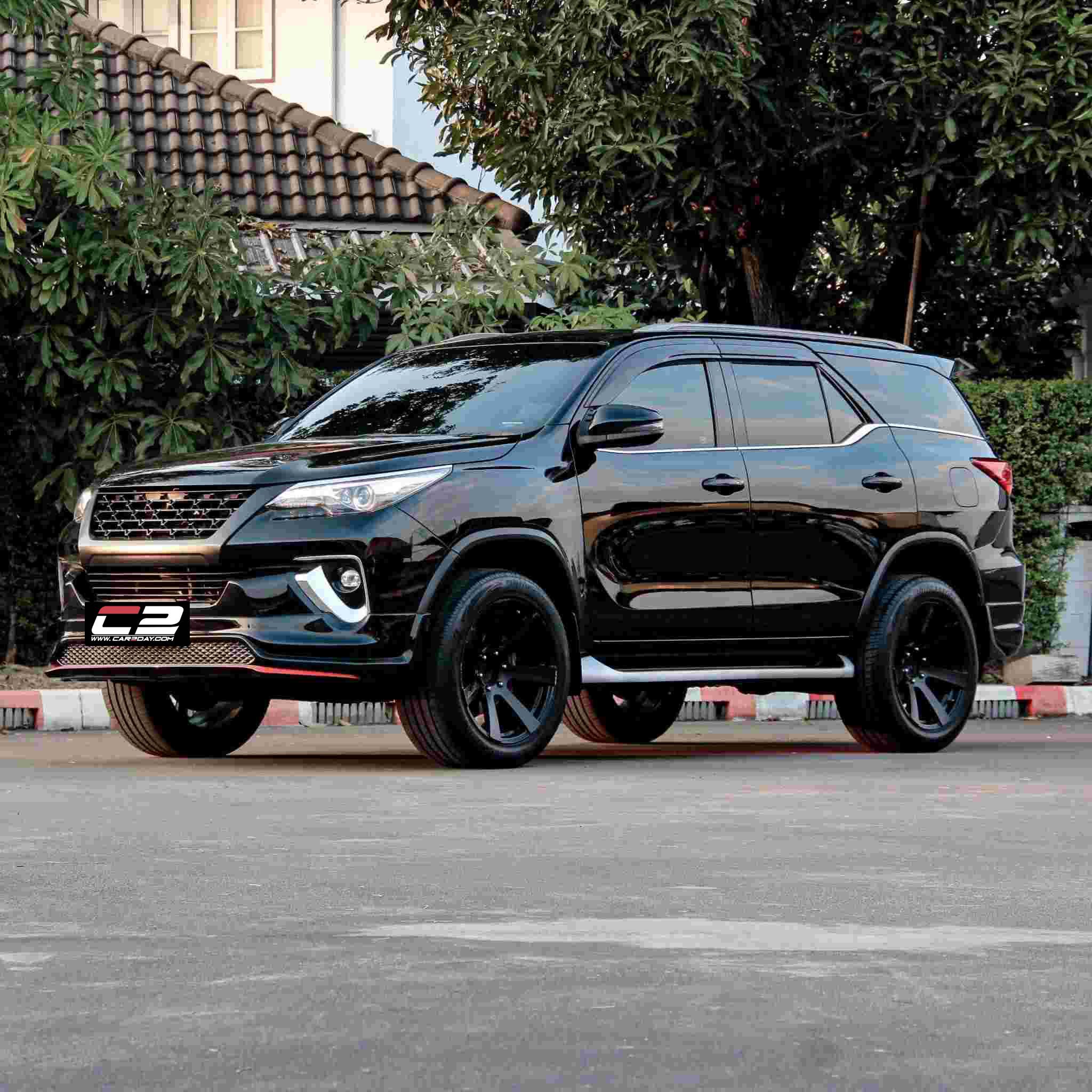 2018 TOYOTA FORTUNER 2.4 V 2WD