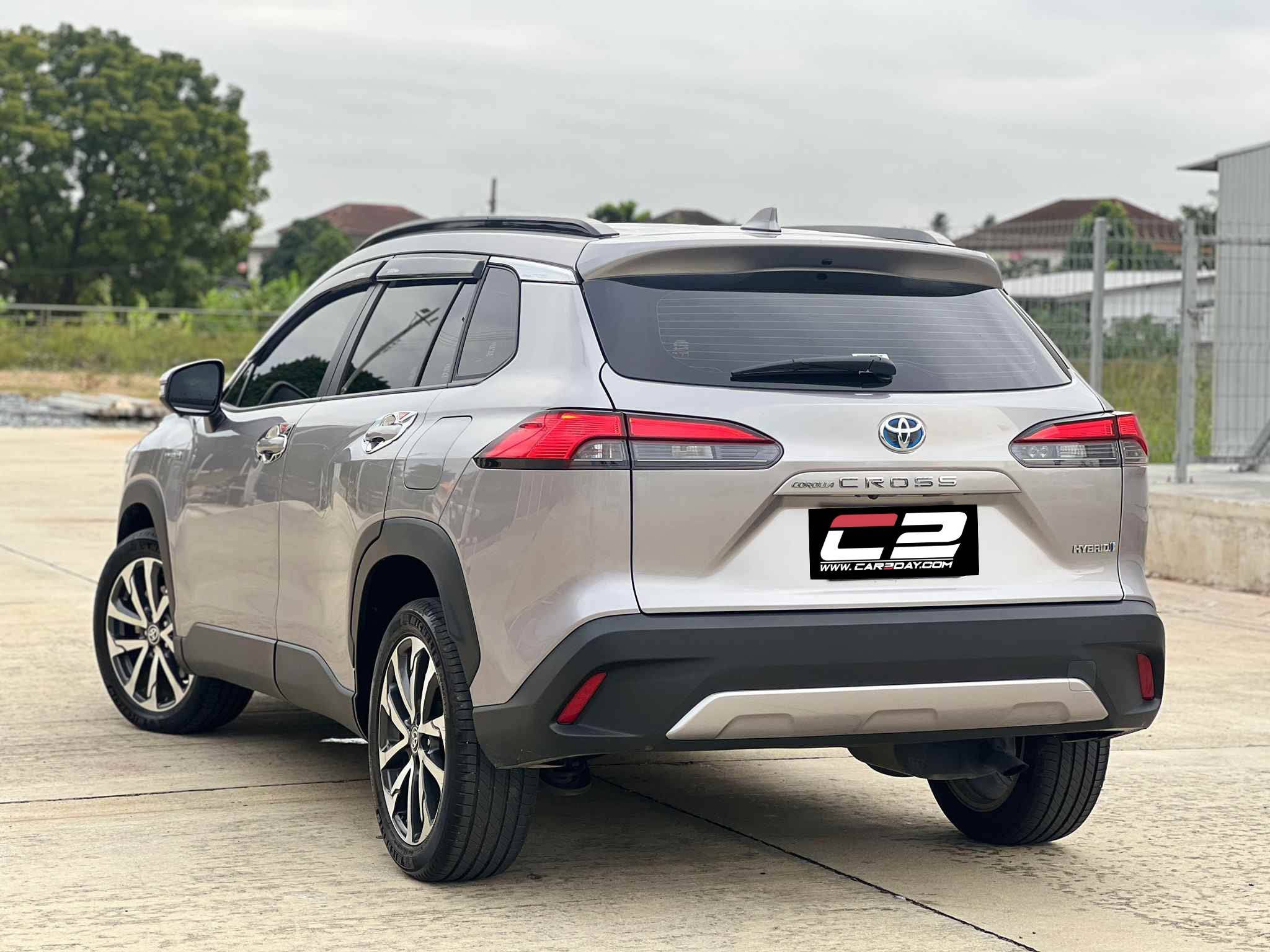 2020 Toyota Cross 1.8 Hybrid Premium  safety