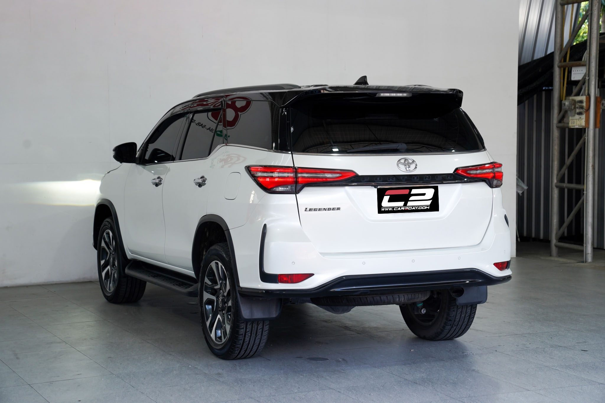 2022 TOYOTA FORTUNER 2.4 Legender AT