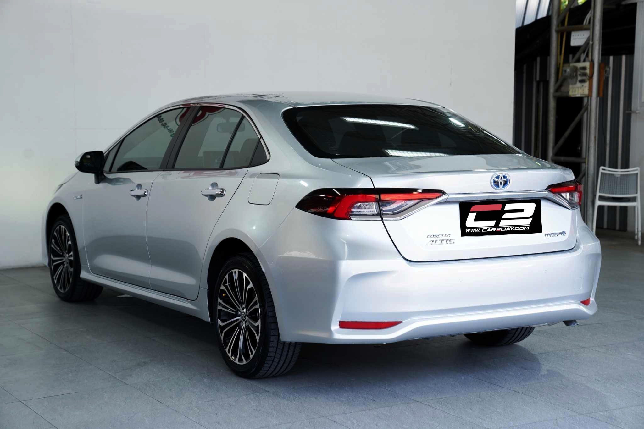 2022 TOYOTA ALTIS 1.8 HEV PREMIUN AT