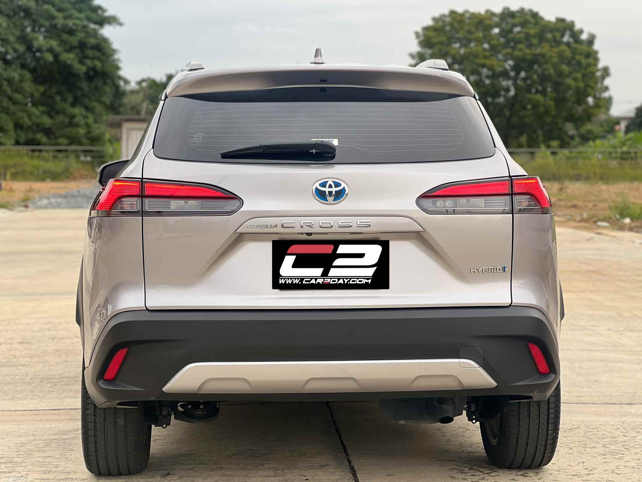 2020 Toyota Cross 1.8 Hybrid Premium  safety